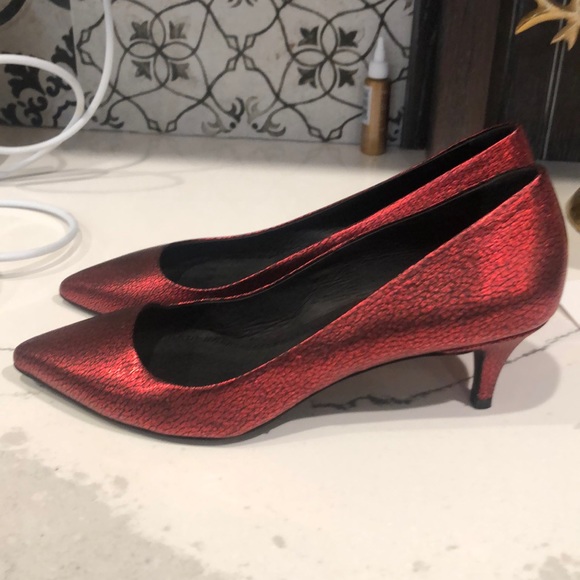 Maje Fia red crackle leather pointy toe heels NWOB - Picture 4 of 7
